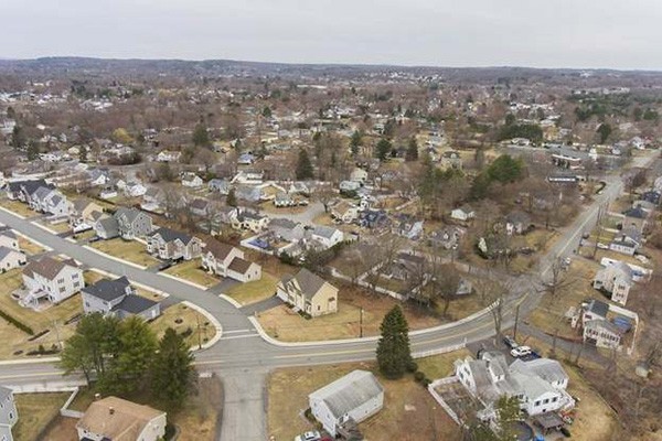 Overlook of MA Suburb | AJ Rose Carpets